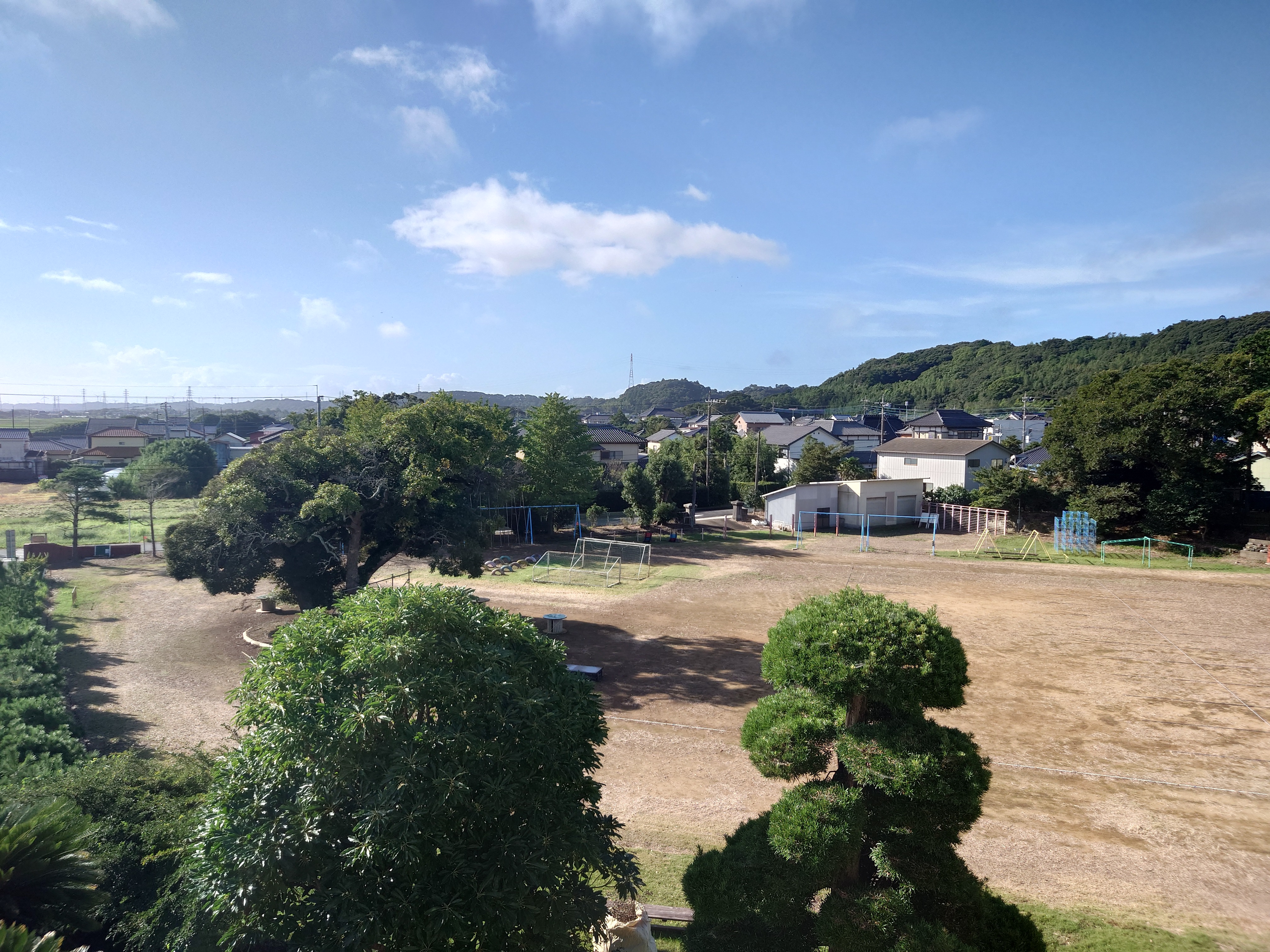 校庭イベントスペース